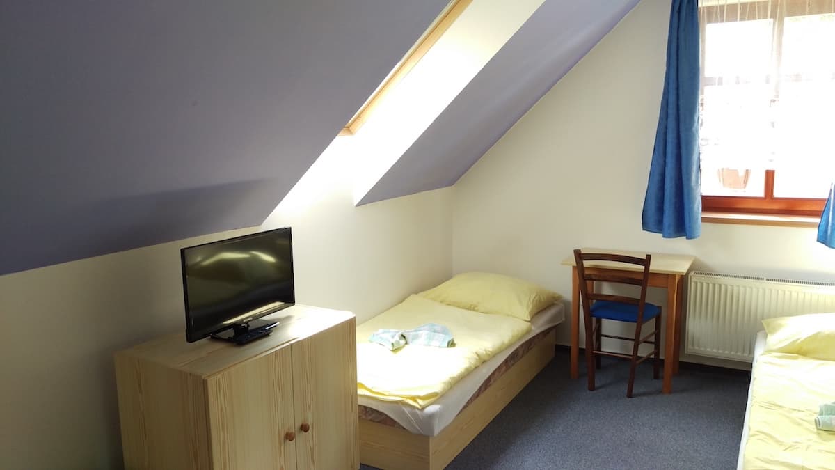 Pokoj 4 — Moderní trojlůžkový